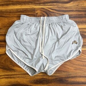 Tracksmith Twilight Spilt Shorts - size small - gently used